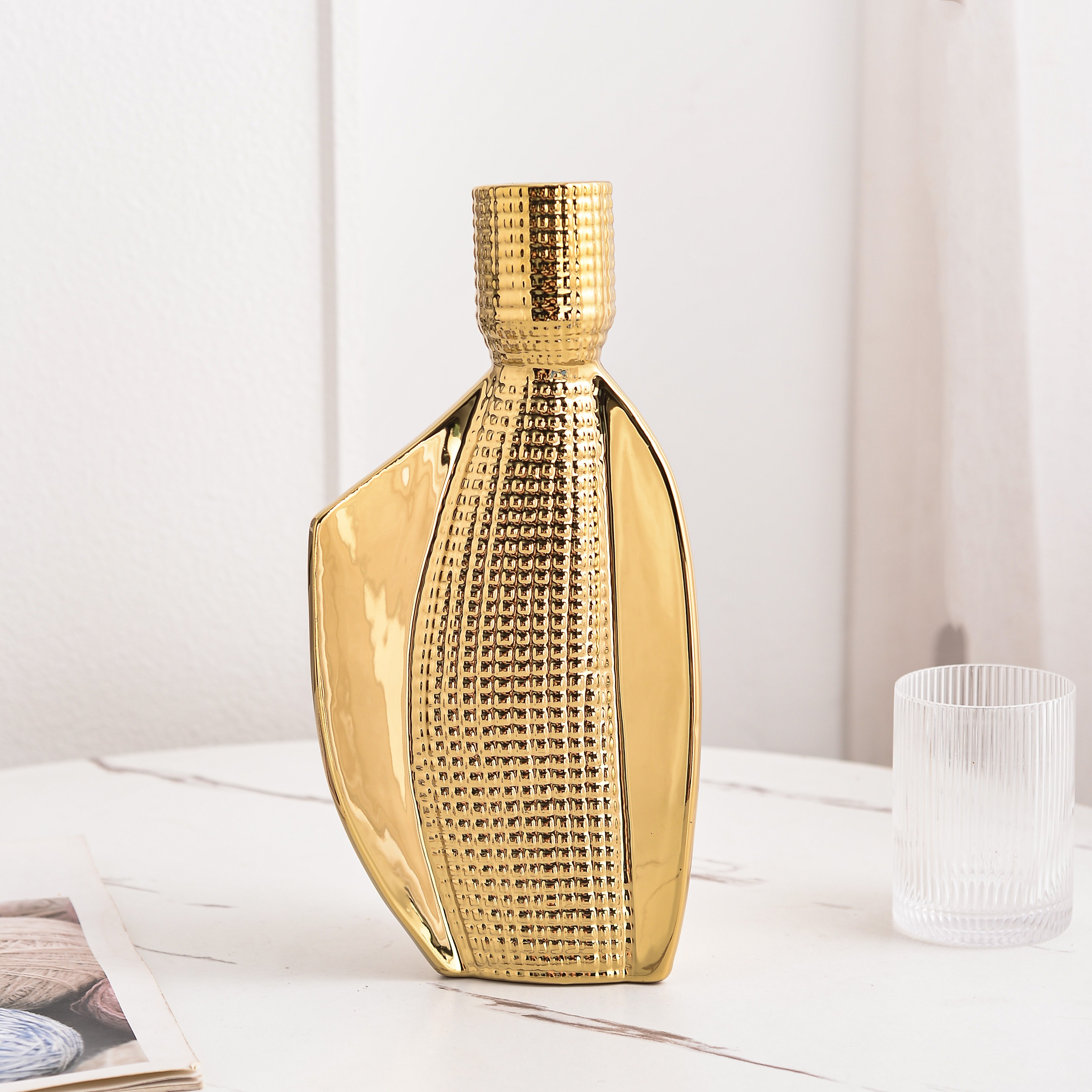 Yangui vase